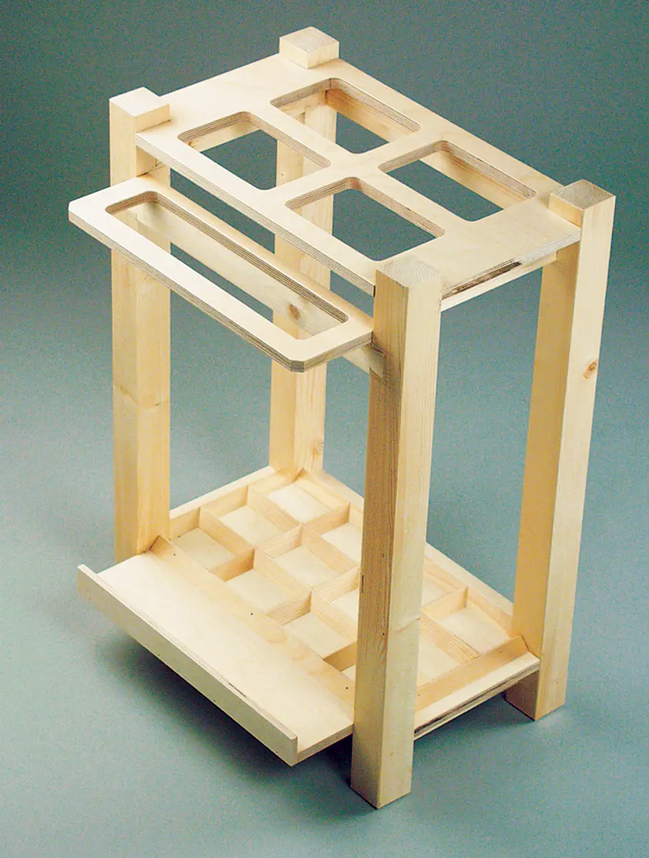 Gartengerätehalter bauen – Schritt 3 von 3
