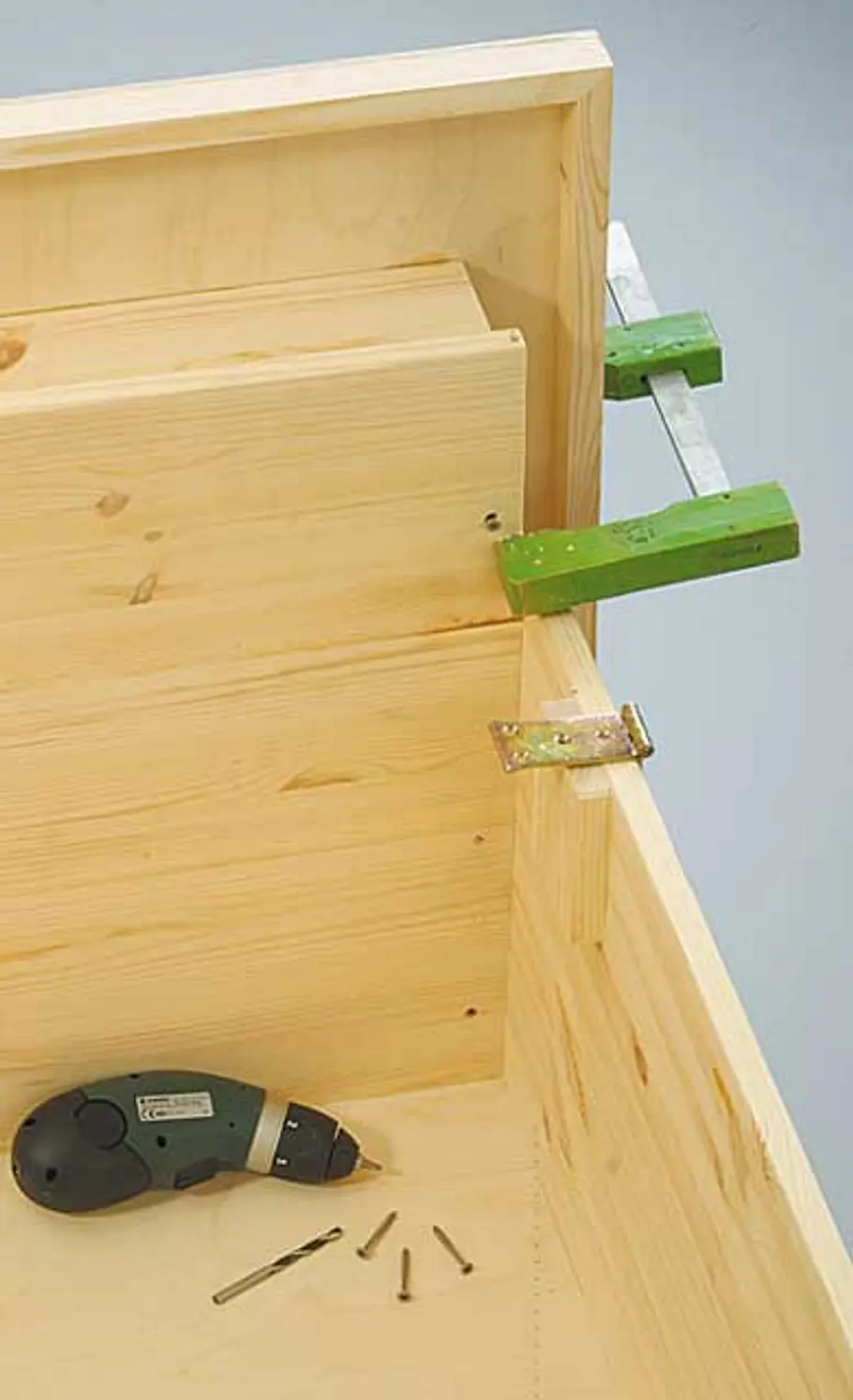 Holz-Geräteschuppen: Schritt 16 von 26 Geräteschuppen aus Holz