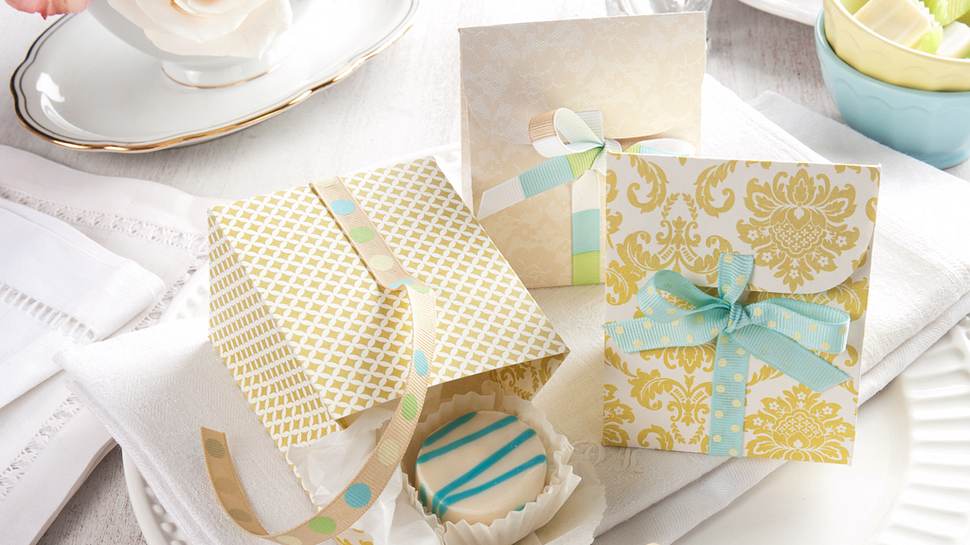 Geschenkbox: Papierschachtel falten