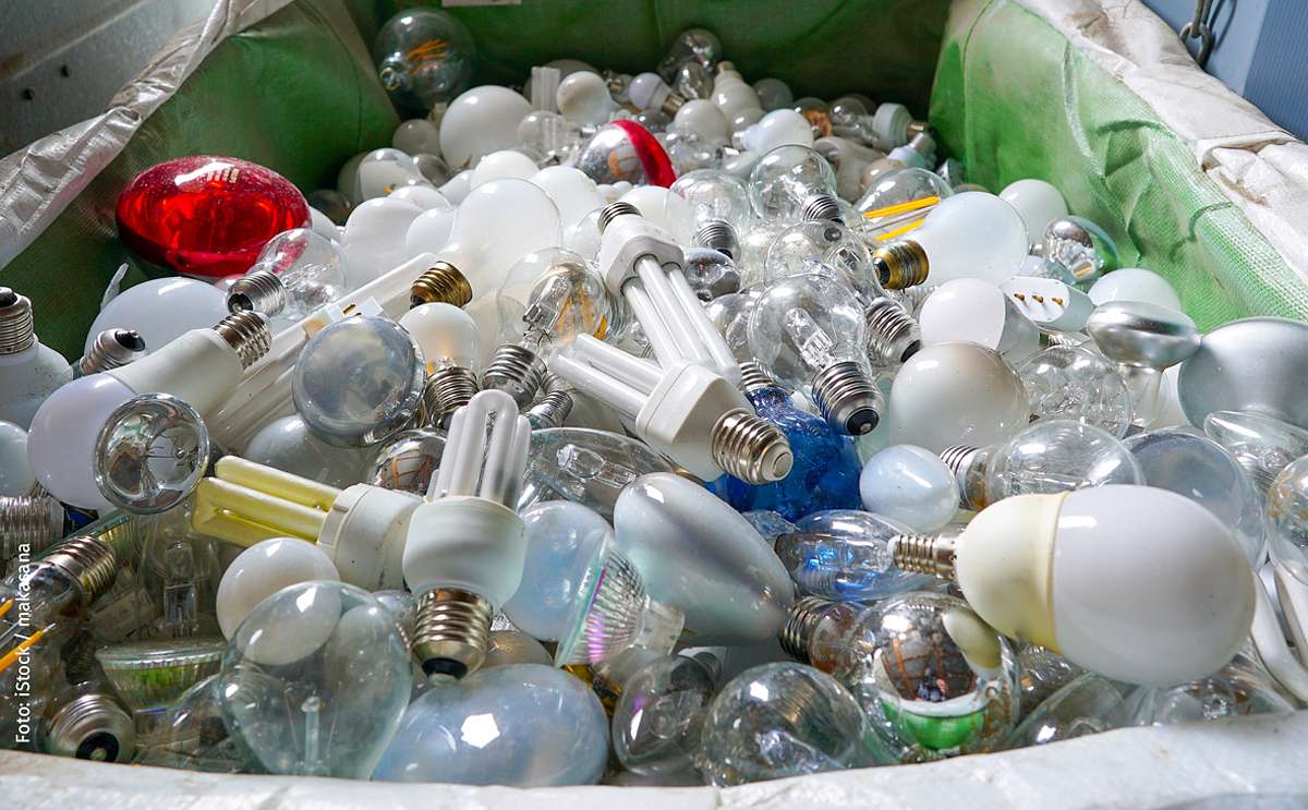 Wie kann man Energiesparlampen, LEDs und Glühbirnen entsorgen?