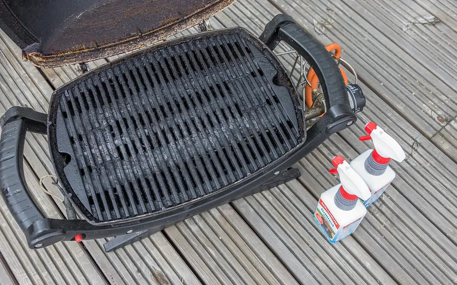 Grill reinigen mit Mellerud Grillreiniger