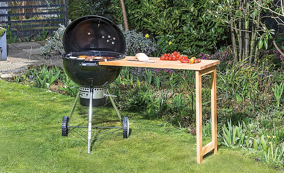 Grill: Ablagetisch bauen Ablage fürs Grillen