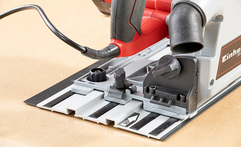Arbeiten mit Führungsschiene