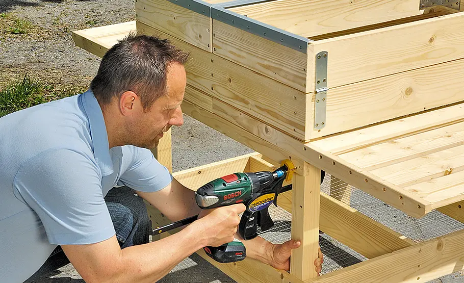Anleitung: Kräuterhochbeet selber bauen Kräuterkasten: Hochbeet bauen