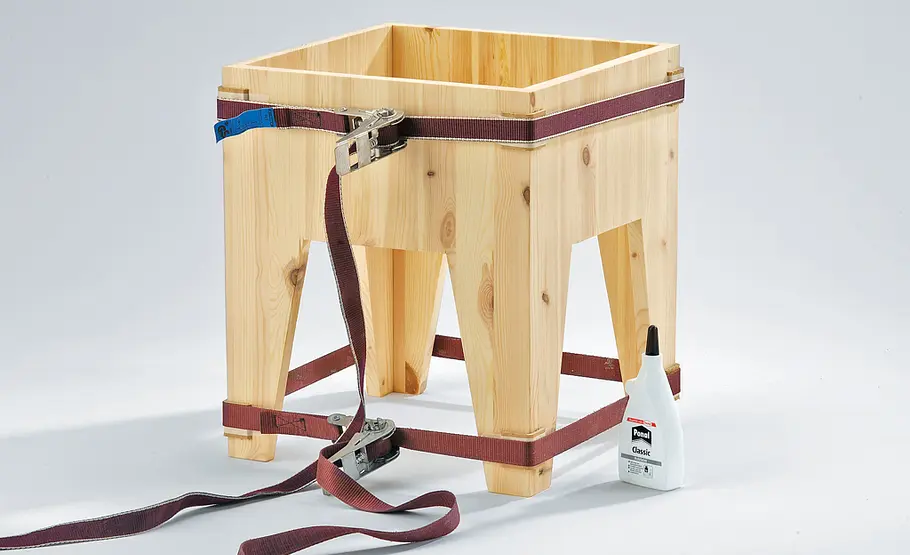 Unser Hocker bietet viel Stauraum Sitzhocker bauen