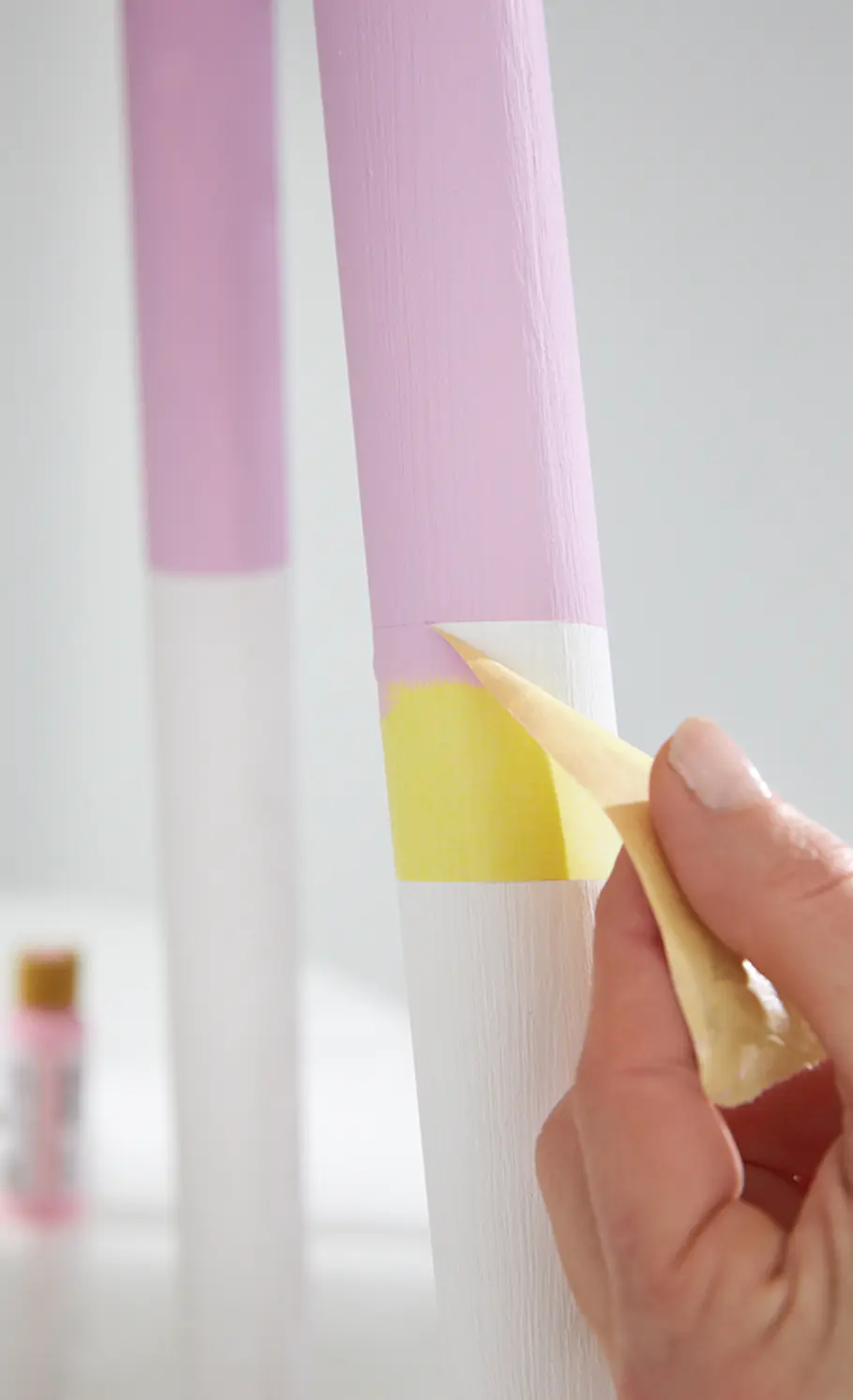 Dip-Dye: Hocker bemalen basteln