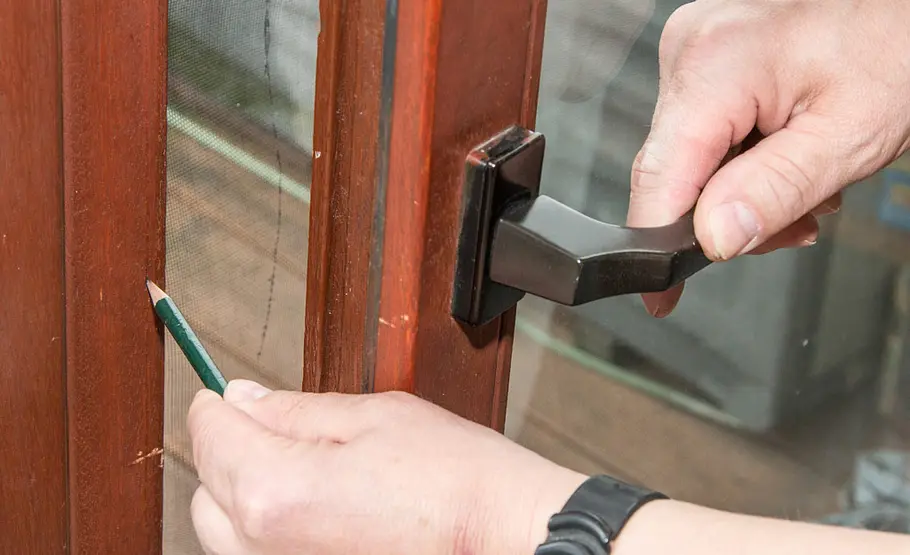 Holzfenster einstellen Holzfenster einstellen
