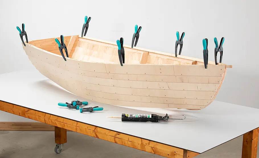 Hochbeet-Boot bauen