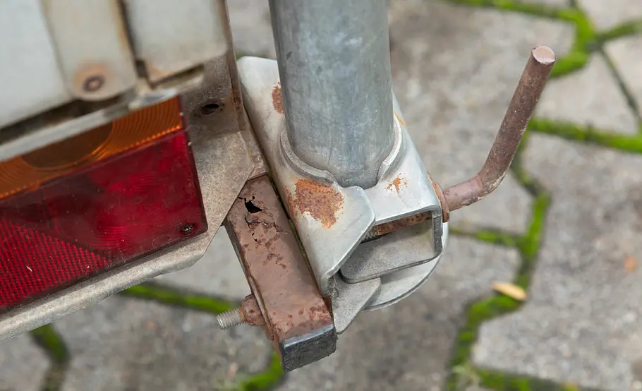 Anhänger-Stützen reparieren