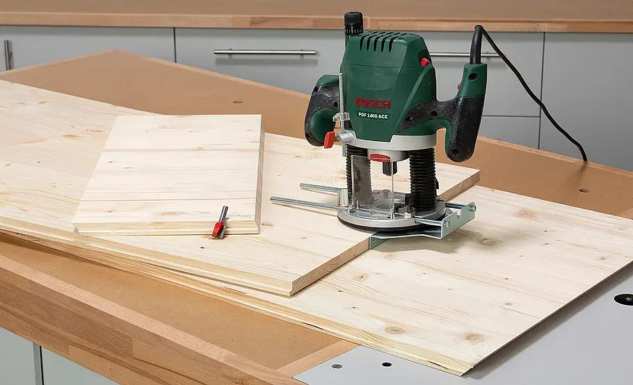 Schrank für unter die Treppe bauen