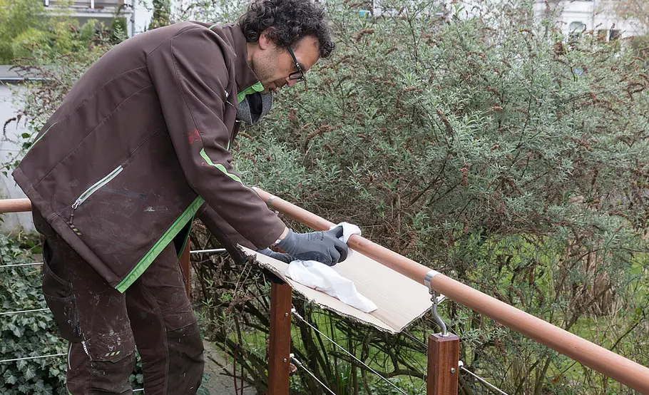 Hochterrasse aus Holz – Geländer