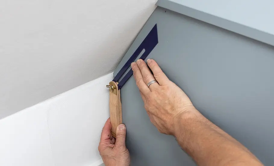 Dachschrägenschrank: Einbau