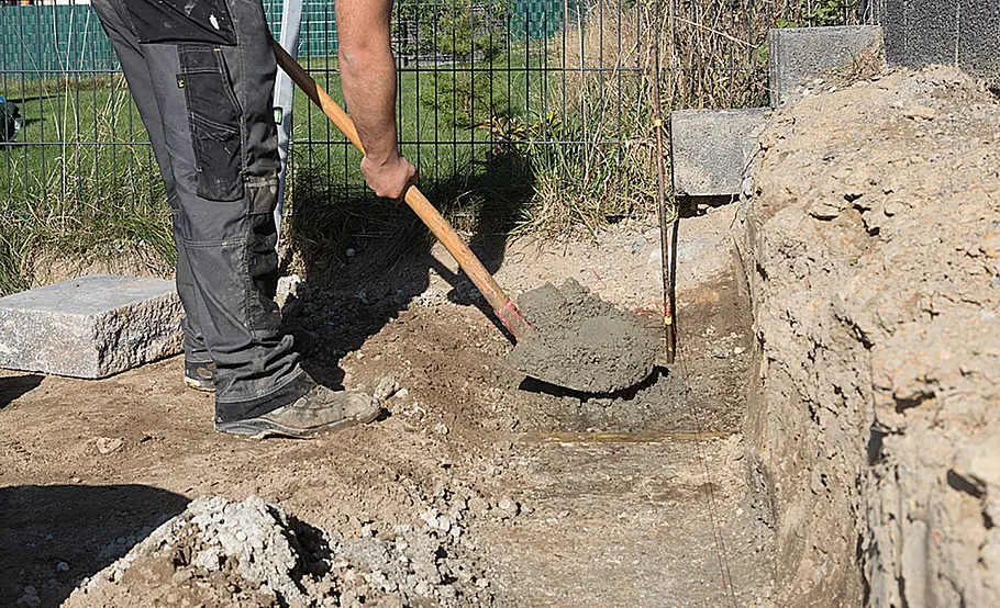 Gartenmauer aus Betonsteinen