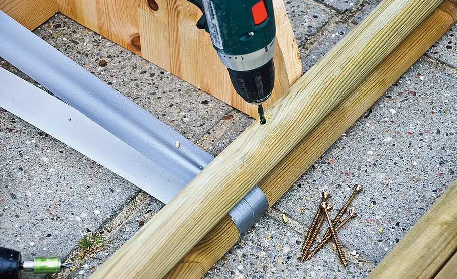 Mobile Gartenbrause mit Sichtschutz bauen