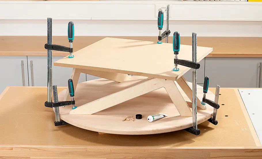 Klappbaren Couchtisch bauen