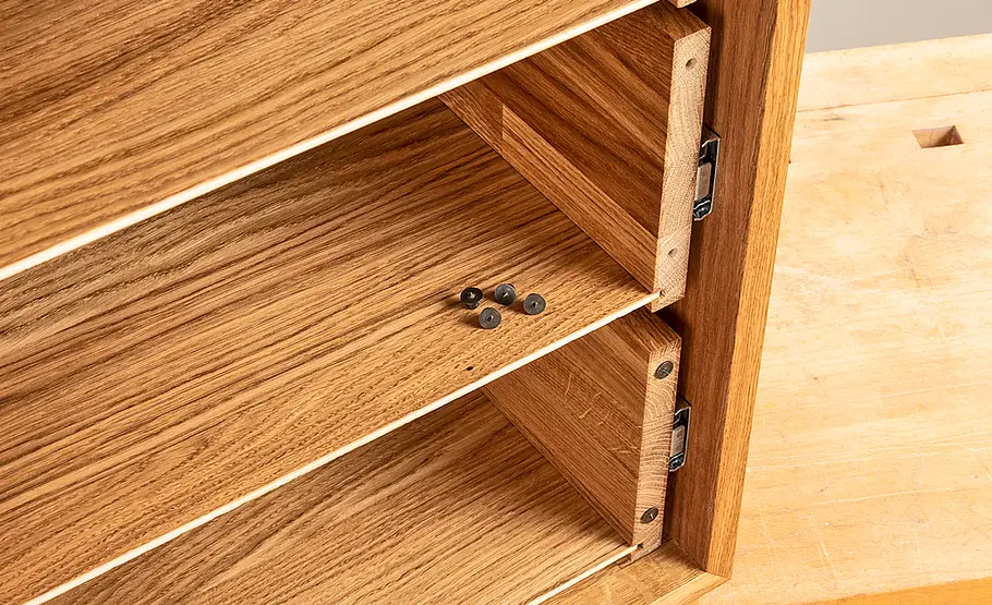 Bürotisch aus Eichenholz bauen