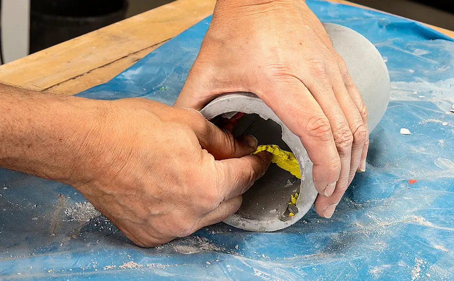Leuchte aus Kreativbeton basteln