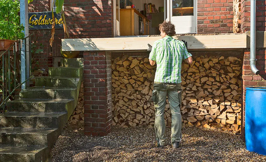 Hochterrasse aus Holz – Vorbereitung