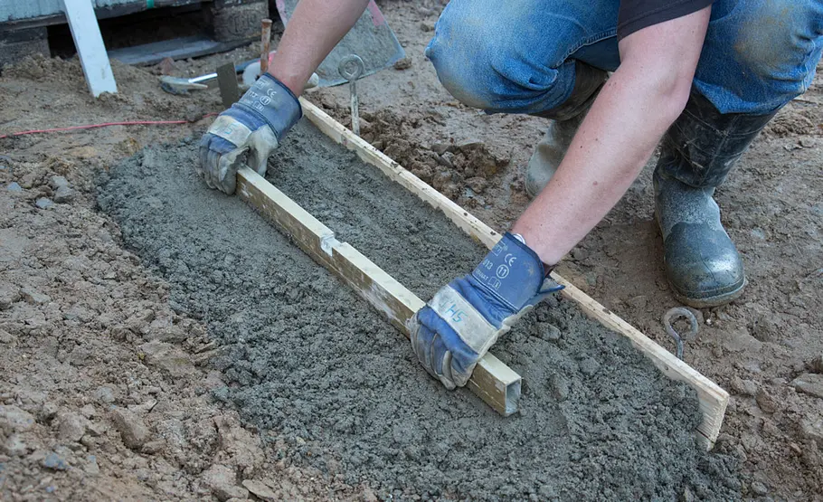 Treppe aus Blockstufen setzen