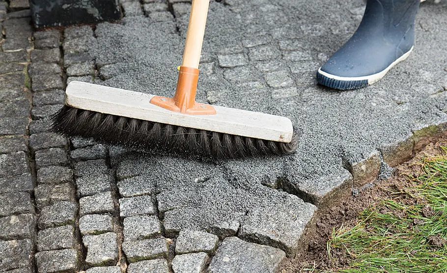 Pflaster wasserdurchlässig verfugen