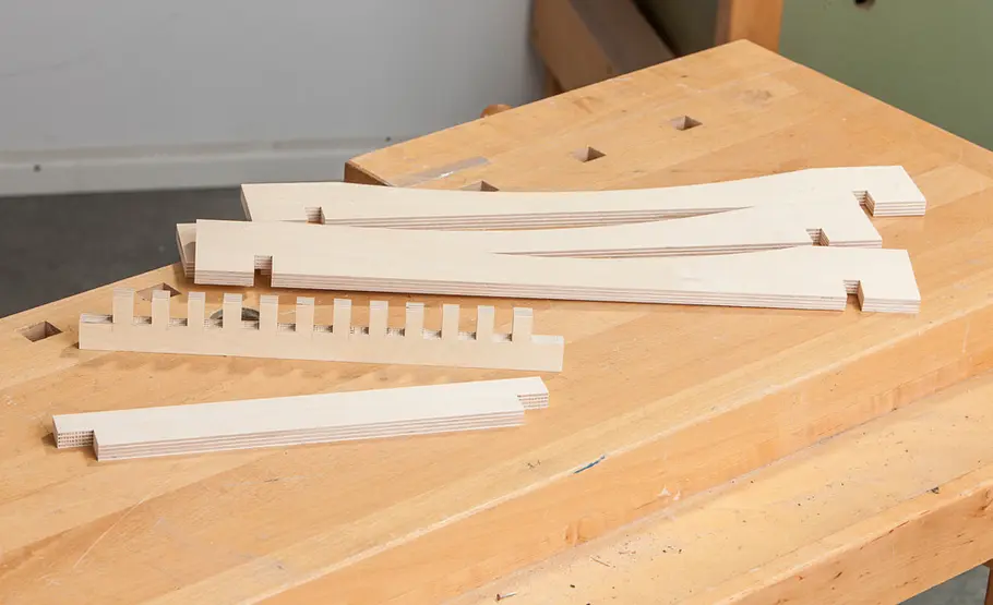 Holzhocker