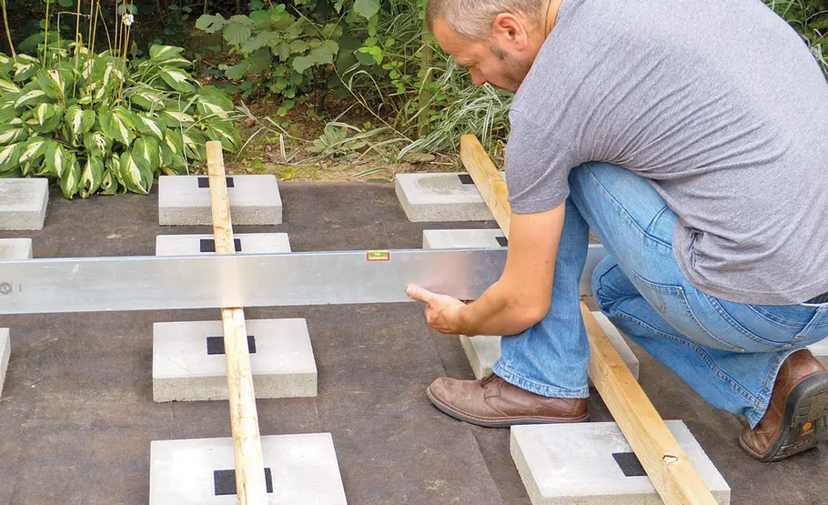 Kleines Sonnendeck selber bauen