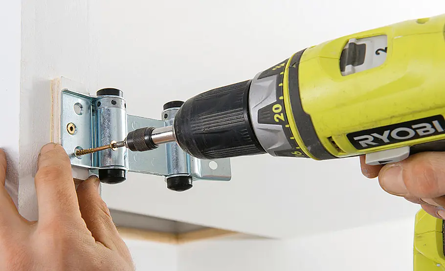 Schwingtür selber bauen