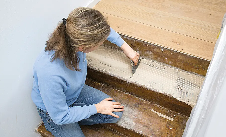 Parkett auf Treppe verlegen