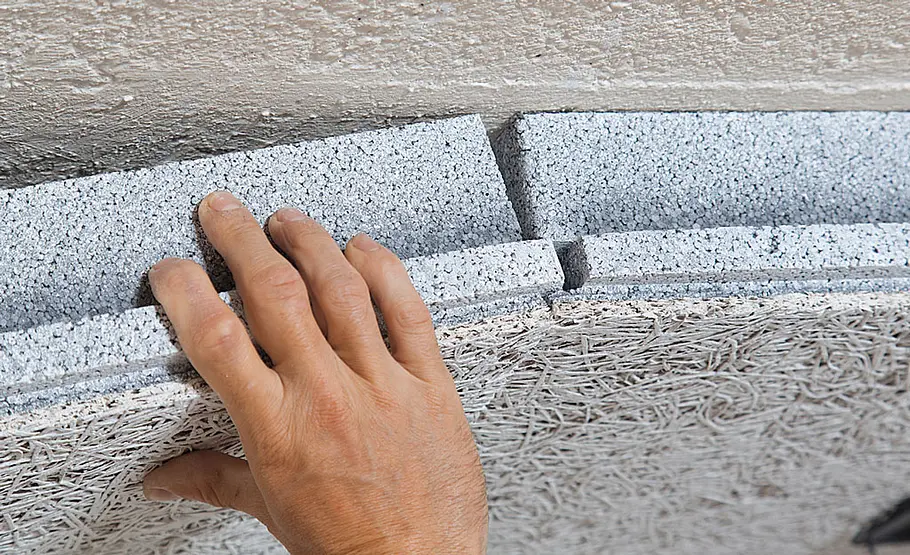 Kellerdecke dämmen mit Mehrschichtplatten