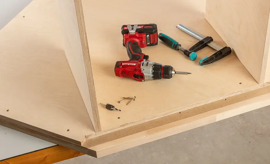 Werkstattschrank mit Maschinenrondell bauen