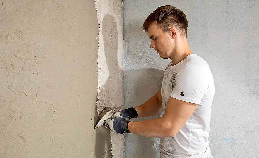 So können Sie die Kellerwand verputzen