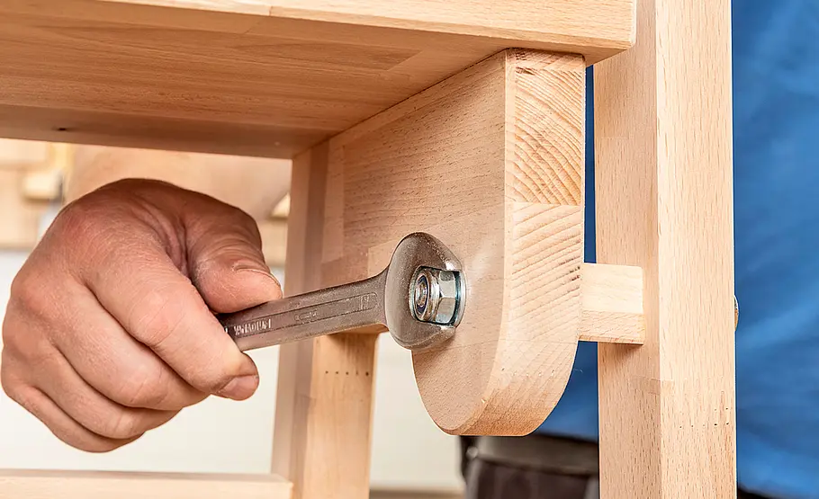 Klappbaren Treppenhocker bauen