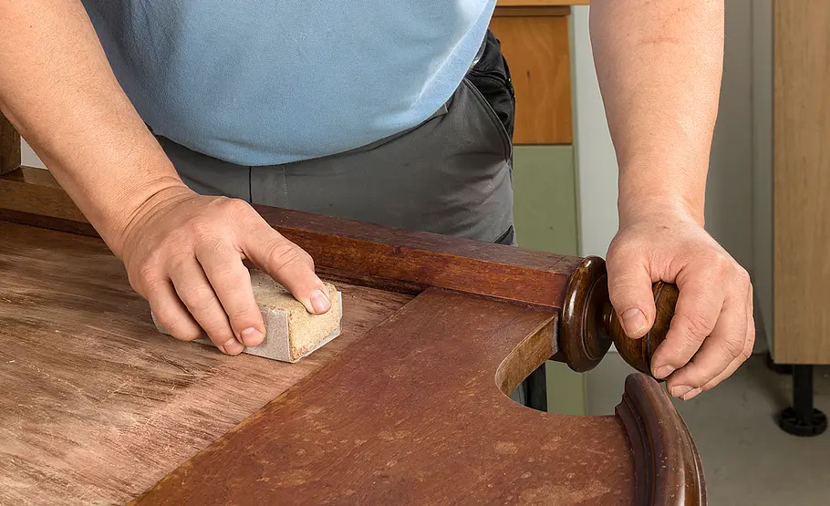 Sessel aus altem Bett bauen