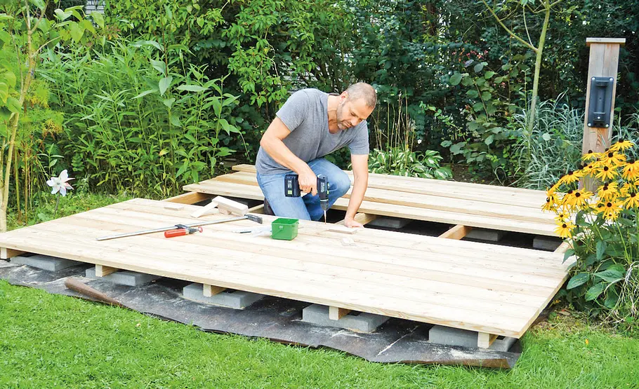 Kleines Sonnendeck selber bauen