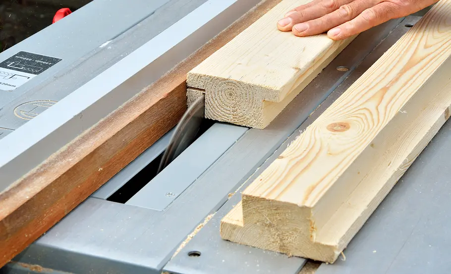Haustür aus Holz bauen