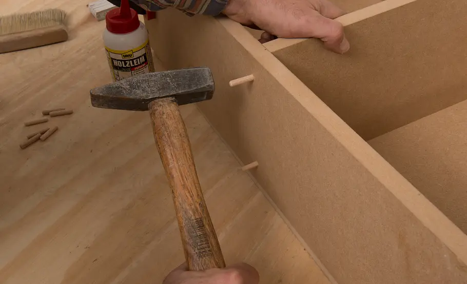 Betthaupt mit Stauraum selber bauen
