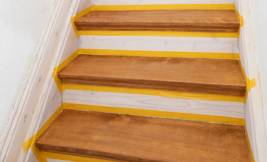Holztreppe restaurieren