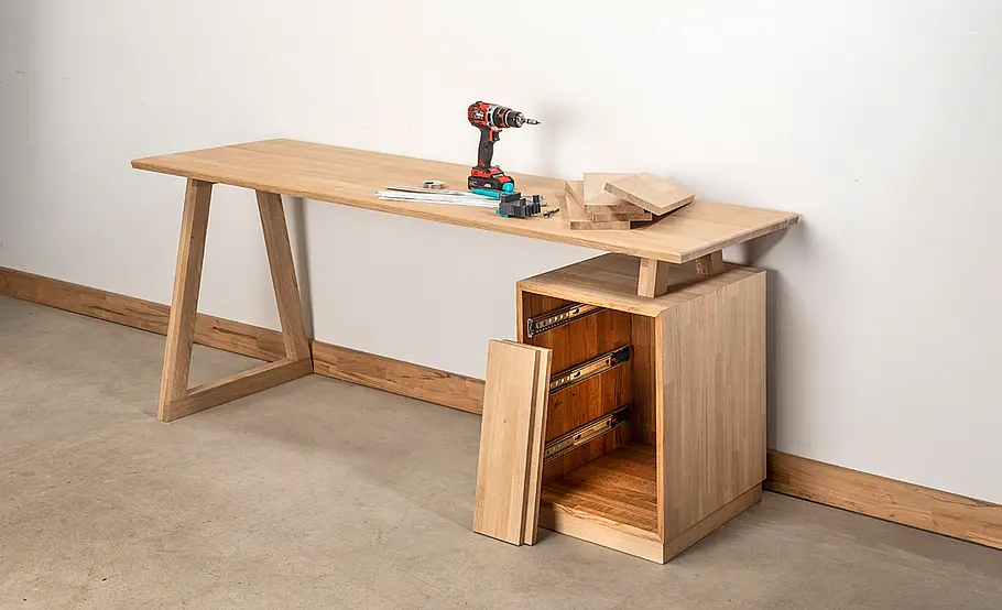 Bürotisch aus Eichenholz bauen