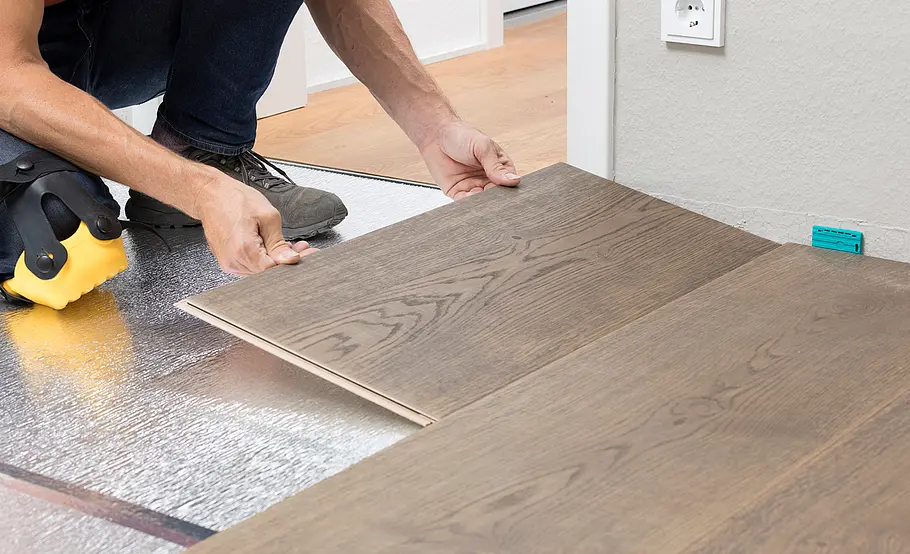 XXL-Holzdielen: Ökoboden von Meister verlegen