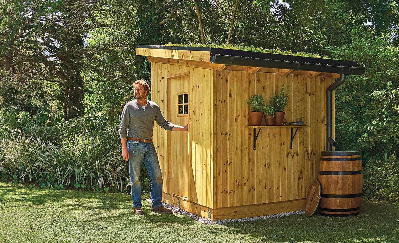 Kleine Gartenhütte mit Dachbegrünung selbst.de