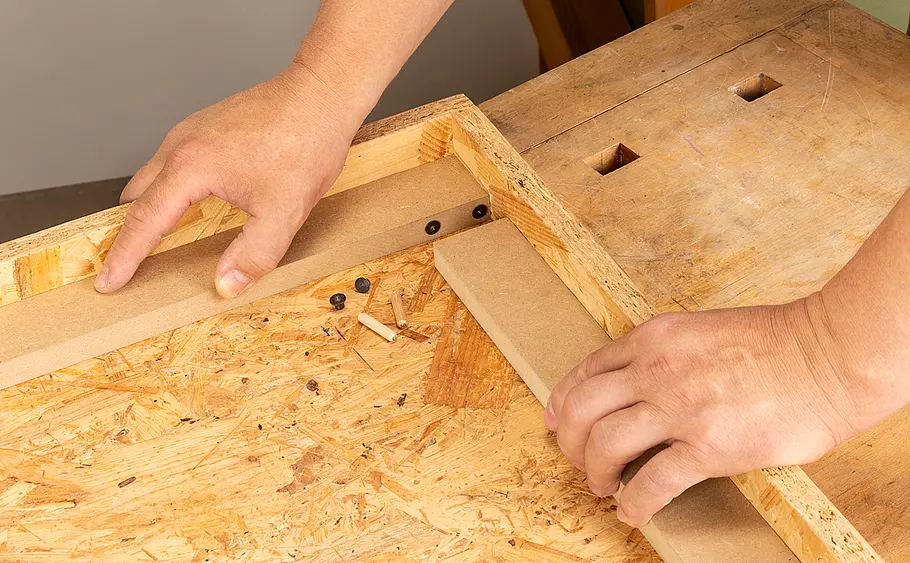 Schrank über Türrahmen bauen