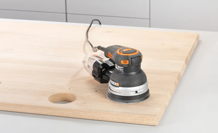 Elektrisch höhenverstellbaren Schreibtisch bauen