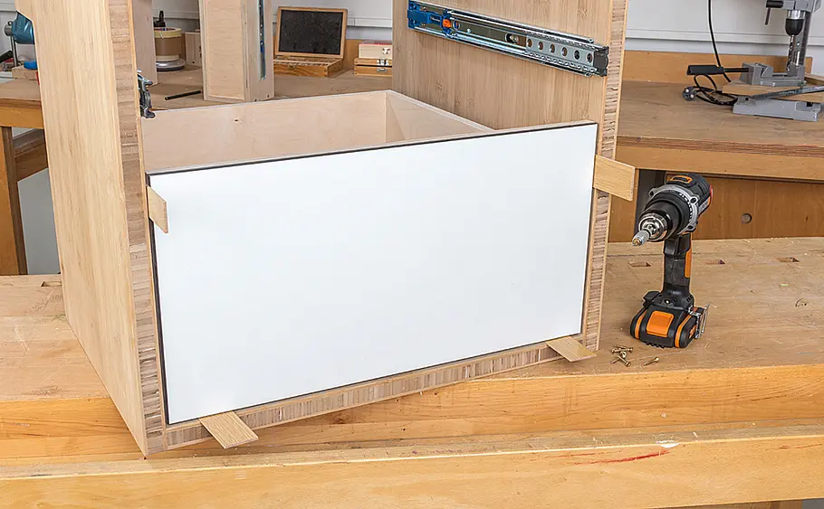 Waschbeckenunterschrank mit Schubladen bauen