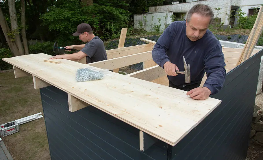 Gartenhaus mit Flachdach selbst bauen