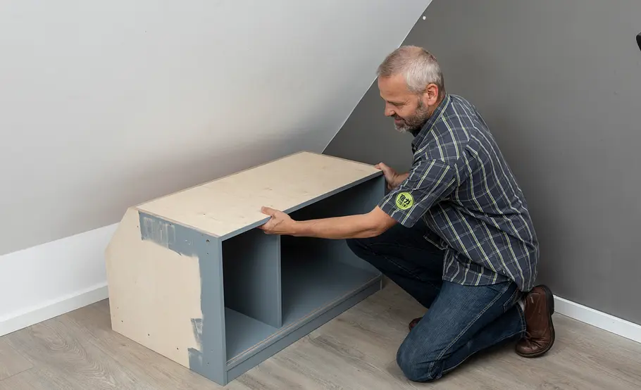 Dachschrägenschrank: Einbau