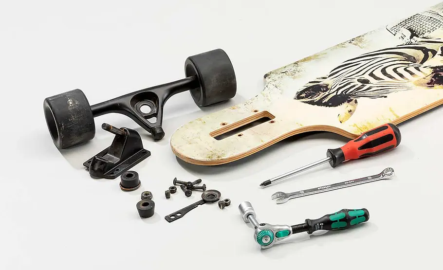 Lampe aus Longboard bauen