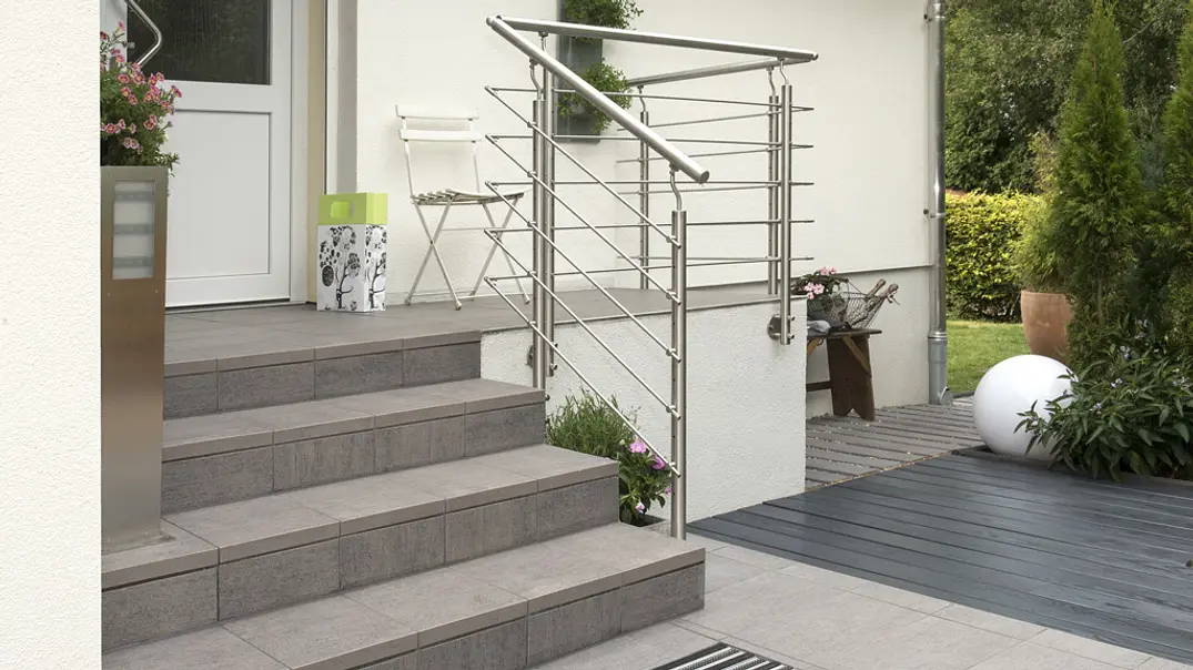 Treppe vor der Haustür betonieren - Foto: Living Art Treppe vor der Haustür betonieren - Foto: Living Art