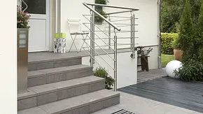 Treppe vor der Haustür betonieren - Foto: Living Art Treppe vor der Haustür betonieren - Foto: Living Art