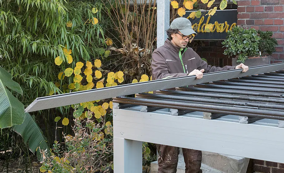 Hochterrasse aus Holz – Terrassendielen