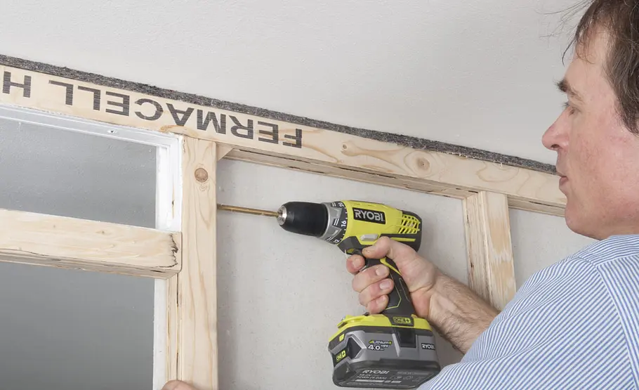 Trennwandbau mit Holzprofilen